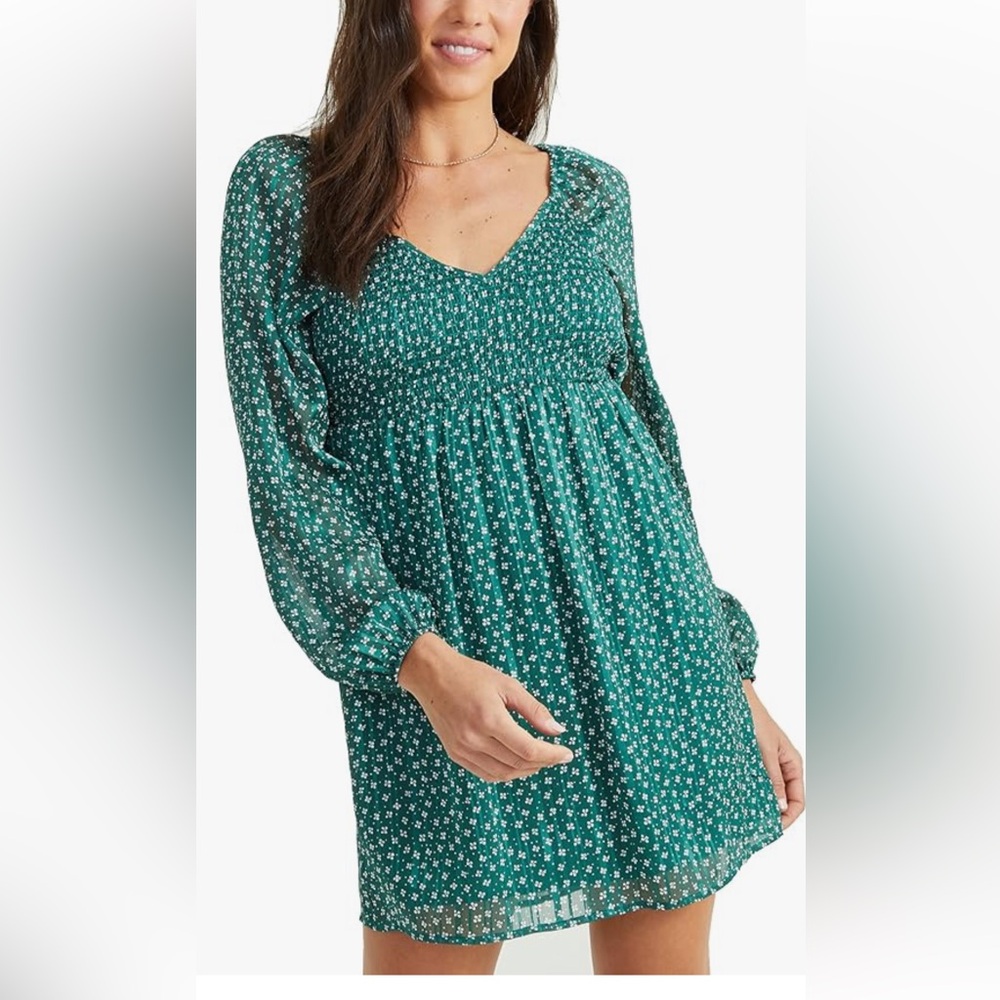 ALTAR’D STATE Women’s V-Neck Casual Summer Dress in Hunter Green Size Medium.